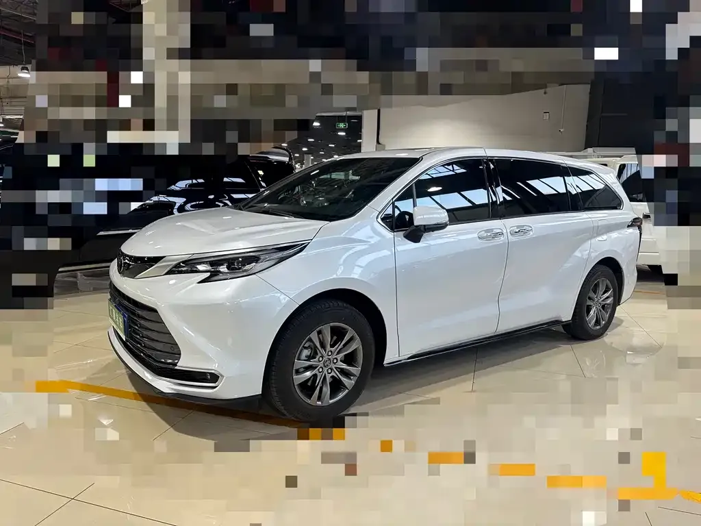 Toyota Sienna 2025 из CN, фото 3