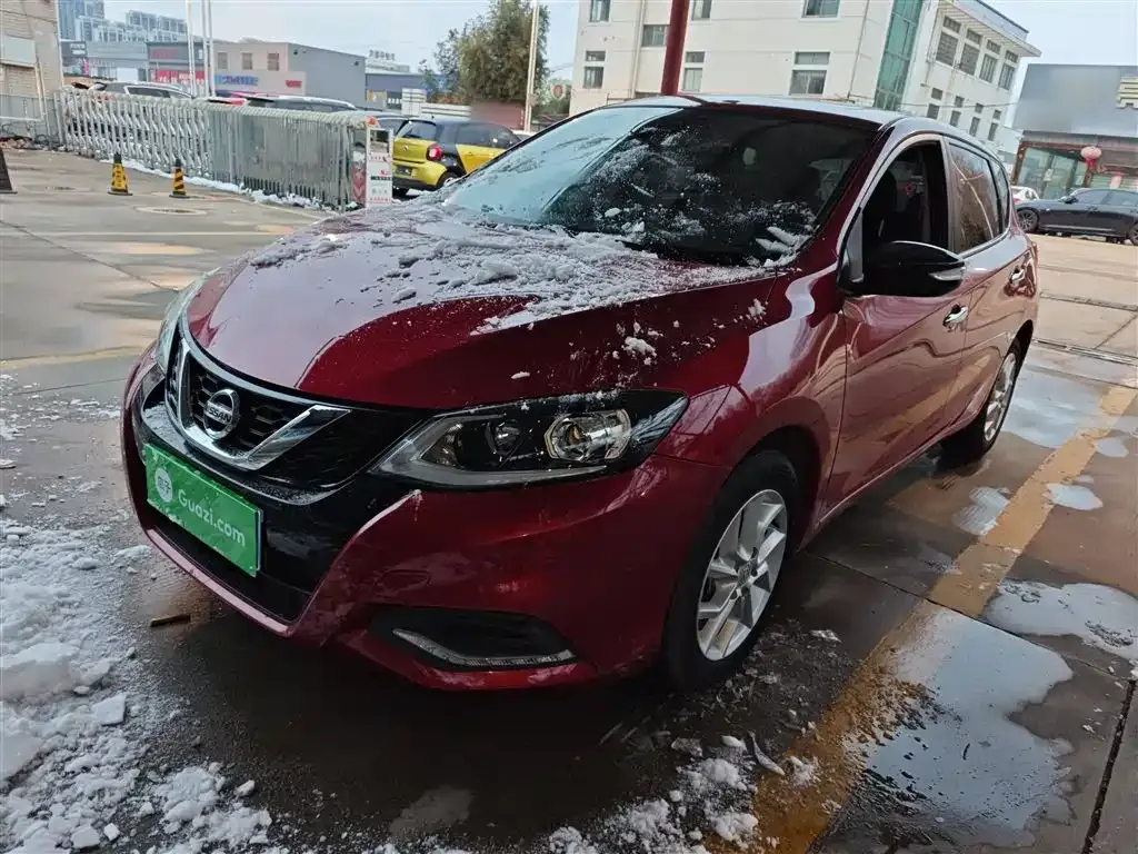 Nissan Tiida 2022 из CN, фото 1