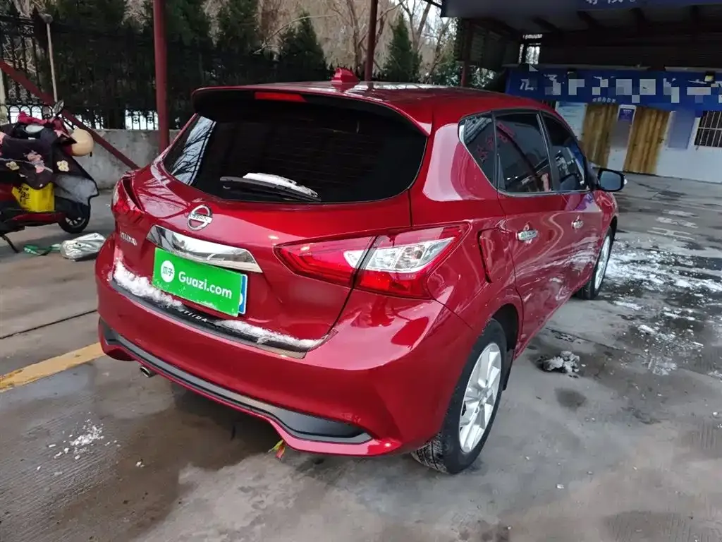 Nissan Tiida 2022 из CN, фото 2