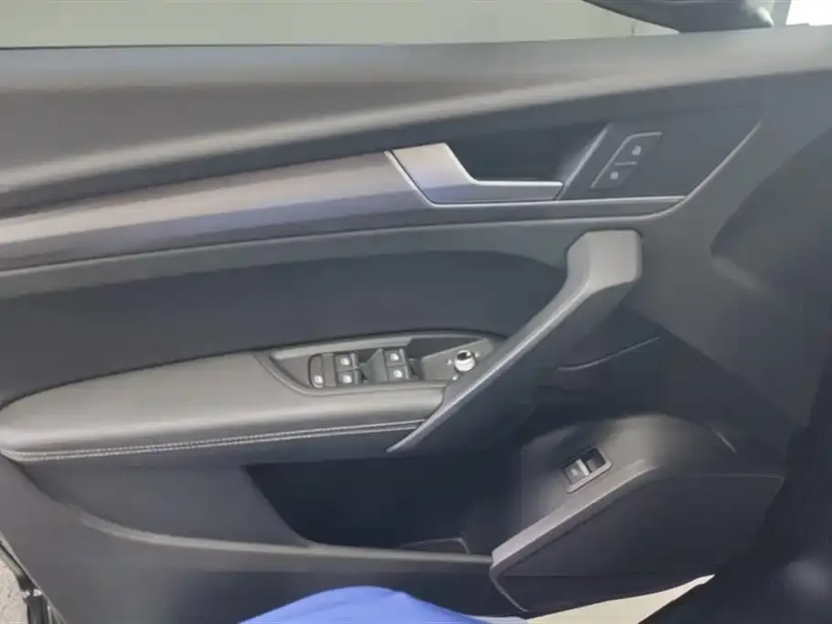 Audi Q5L 2021 из CN, фото 5