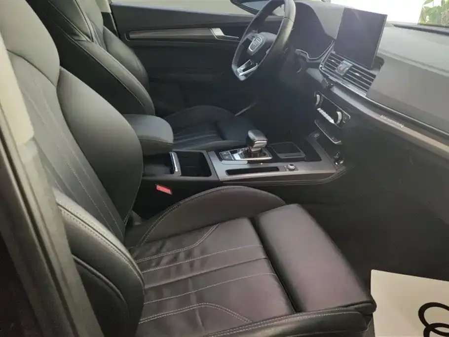 Audi Q5L 2021 из CN, фото 2