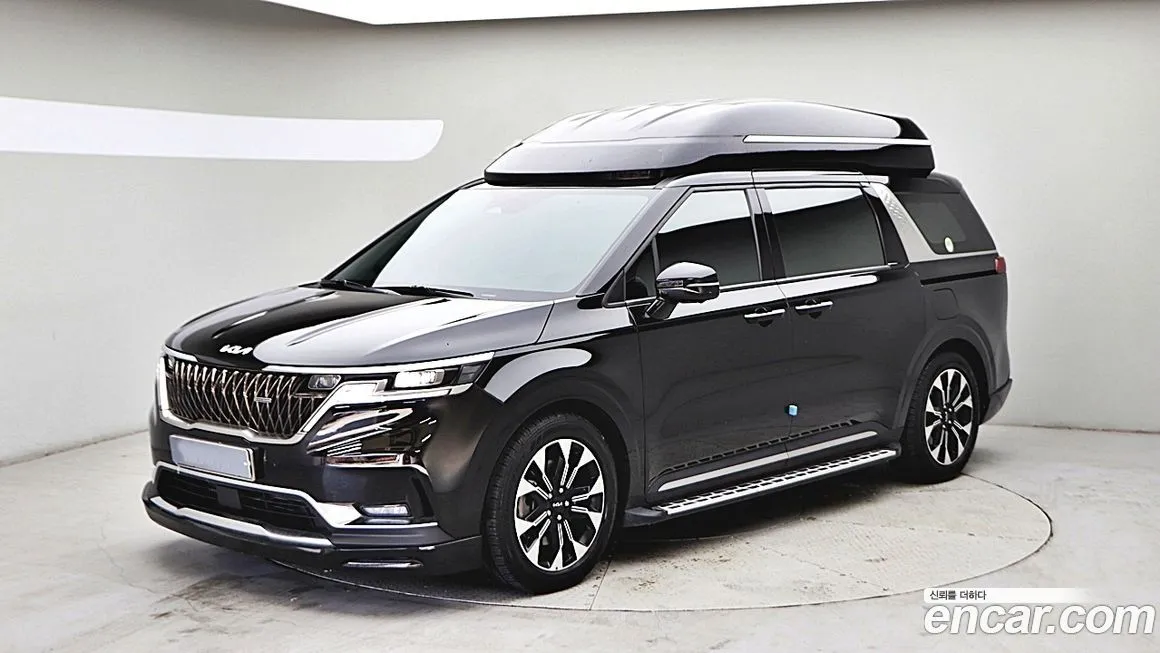 Kia Carnival — фото 1
