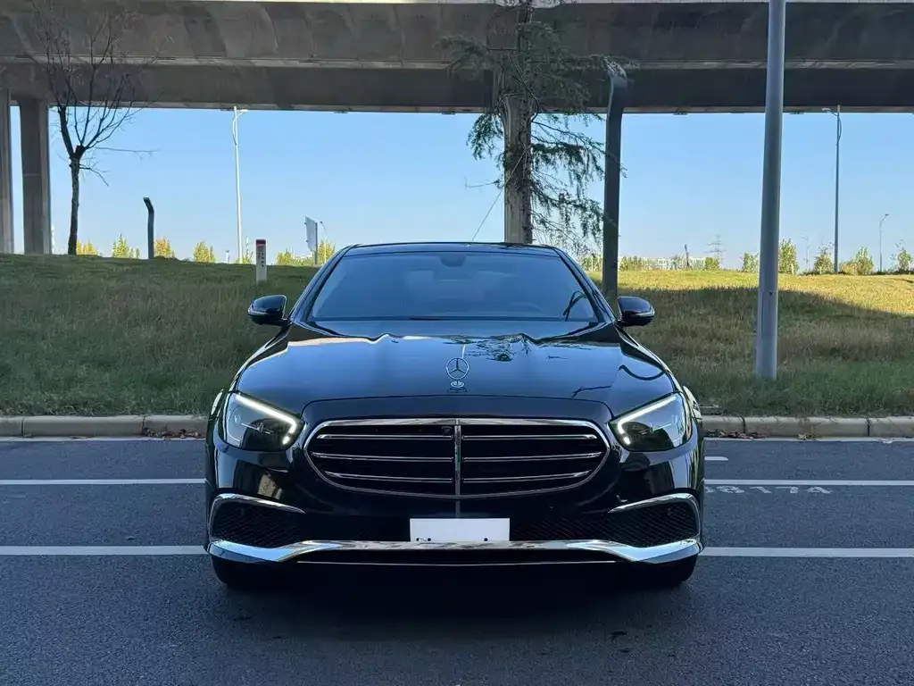 Mercedes-Benz E-Class 2022 из CN, фото 4