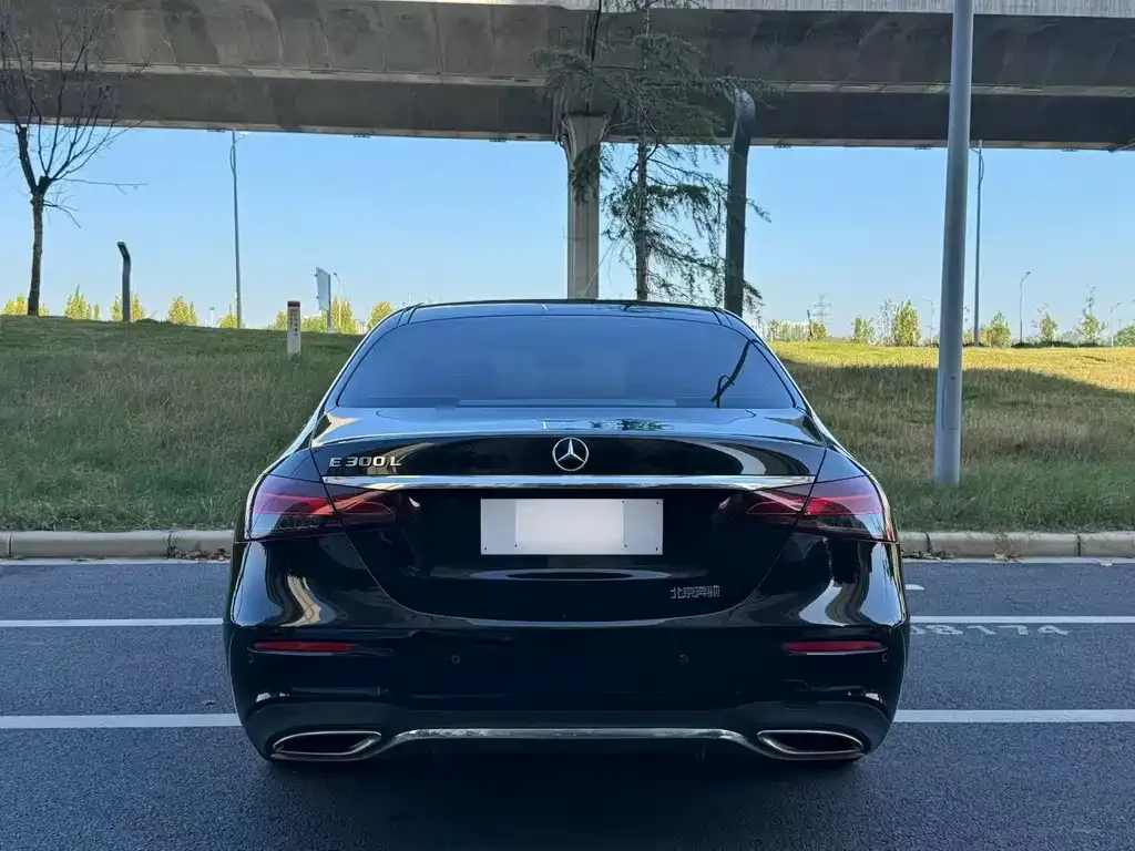 Mercedes-Benz E-Class 2022 из CN, фото 6