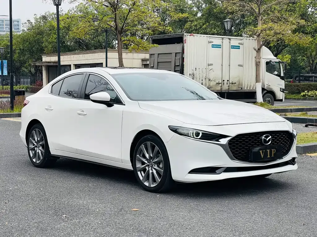 Mazda 3 Axela 2024 из CN, фото 10