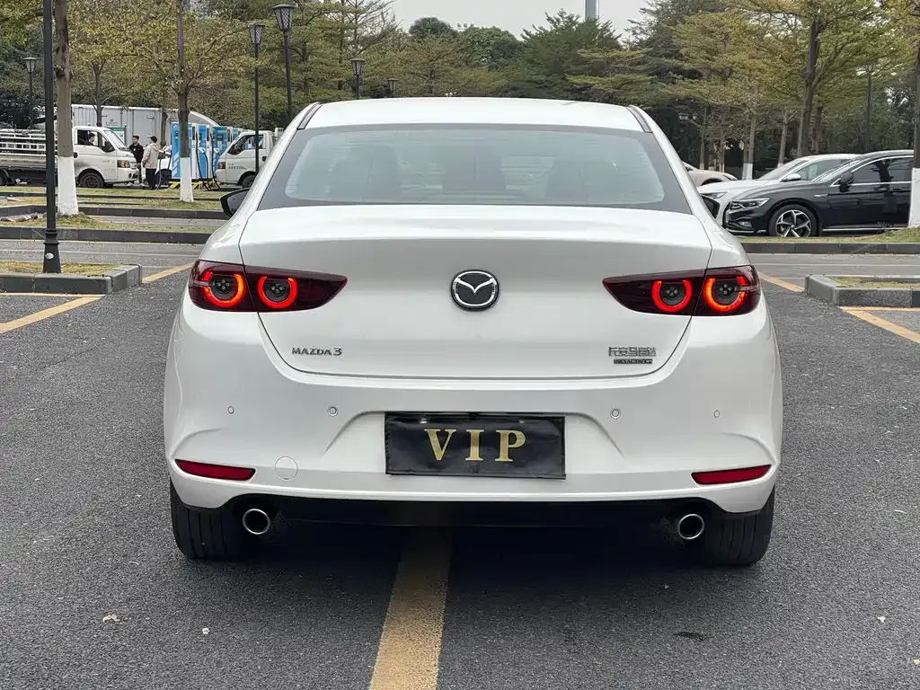 Mazda 3 Axela 2024 из CN, фото 8