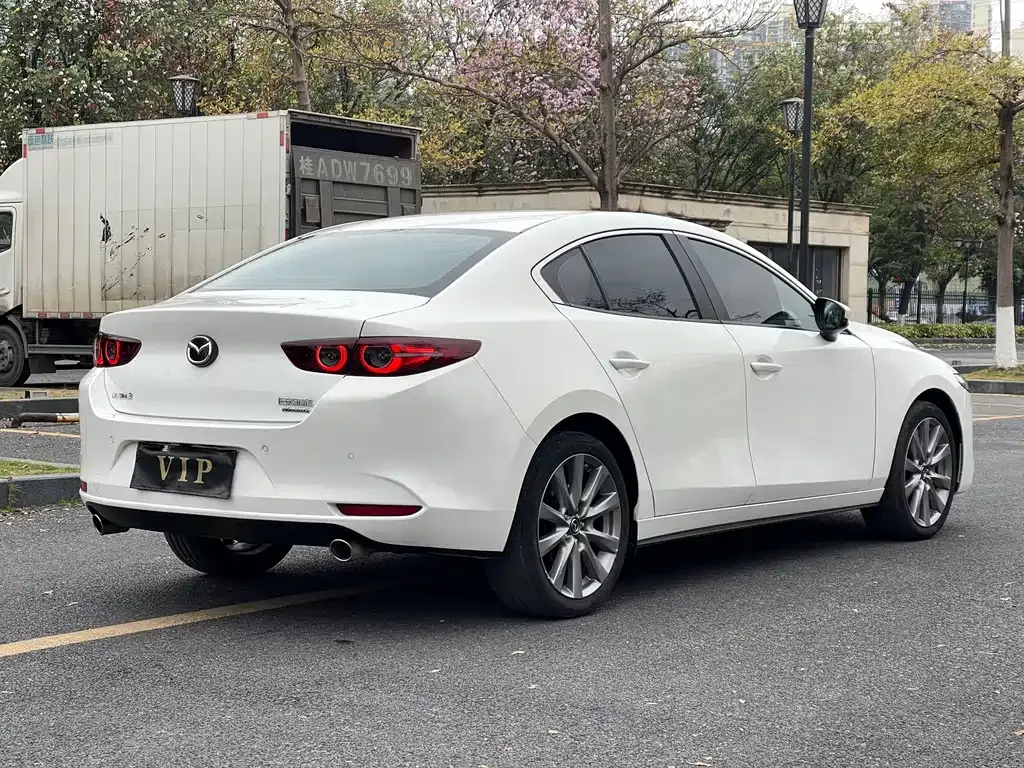 Mazda 3 Axela 2024 из CN, фото 9