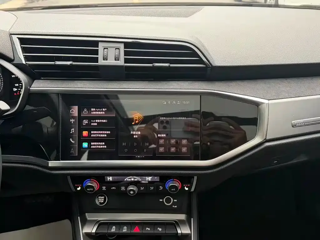 Audi Q3 2021 из CN, фото 3