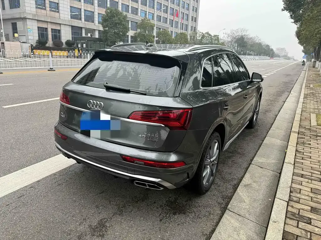 Audi Q5L 2022 из CN, фото 6