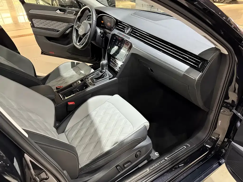 Volkswagen Magotan 2025 из CN, фото 9