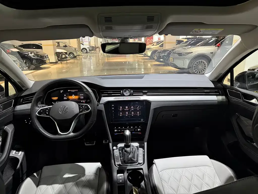 Volkswagen Magotan 2025 из CN, фото 6