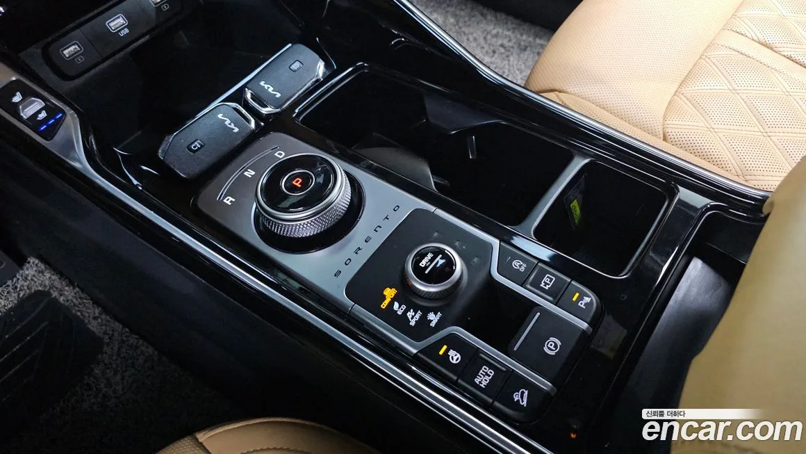 Kia Sorento — фото 8