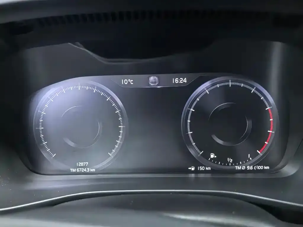 Volvo XC40 2021 из CN, фото 2
