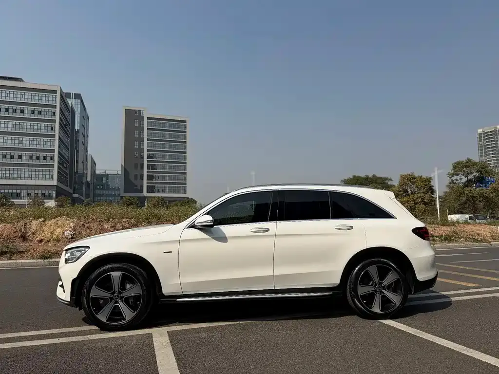 Mercedes-Benz GLC — фото 5