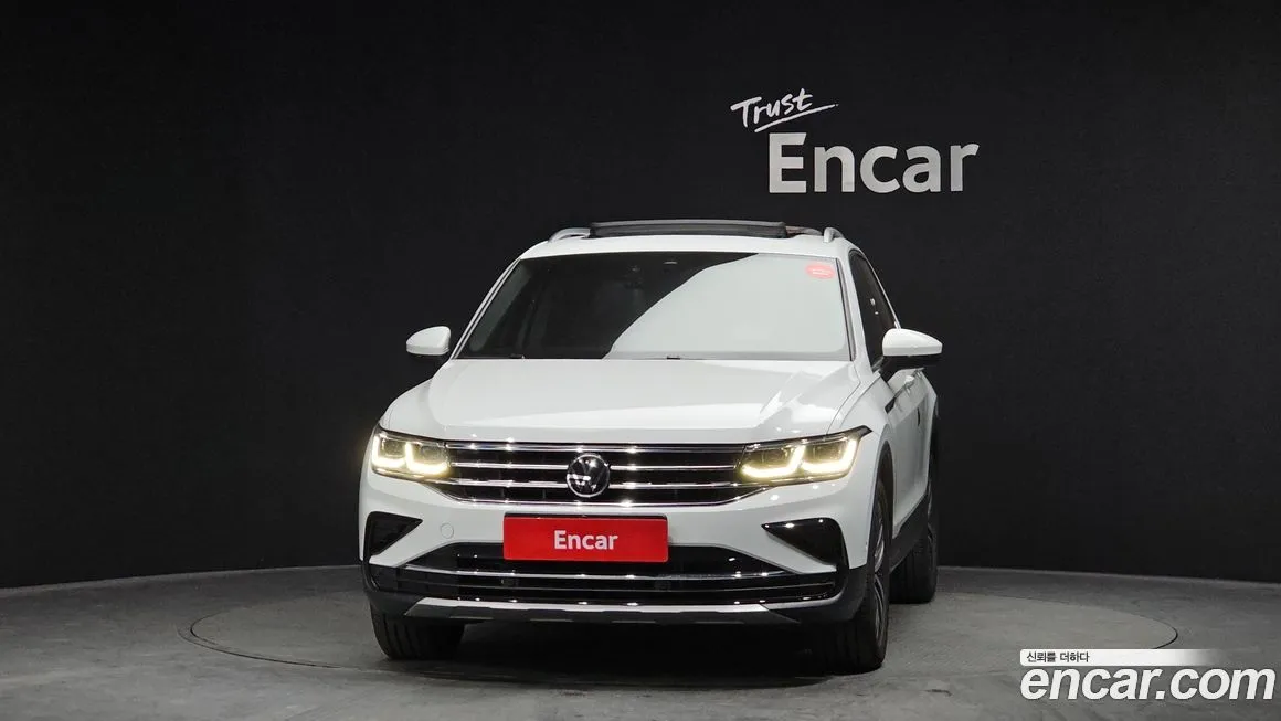 Volkswagen Tiguan — фото 4