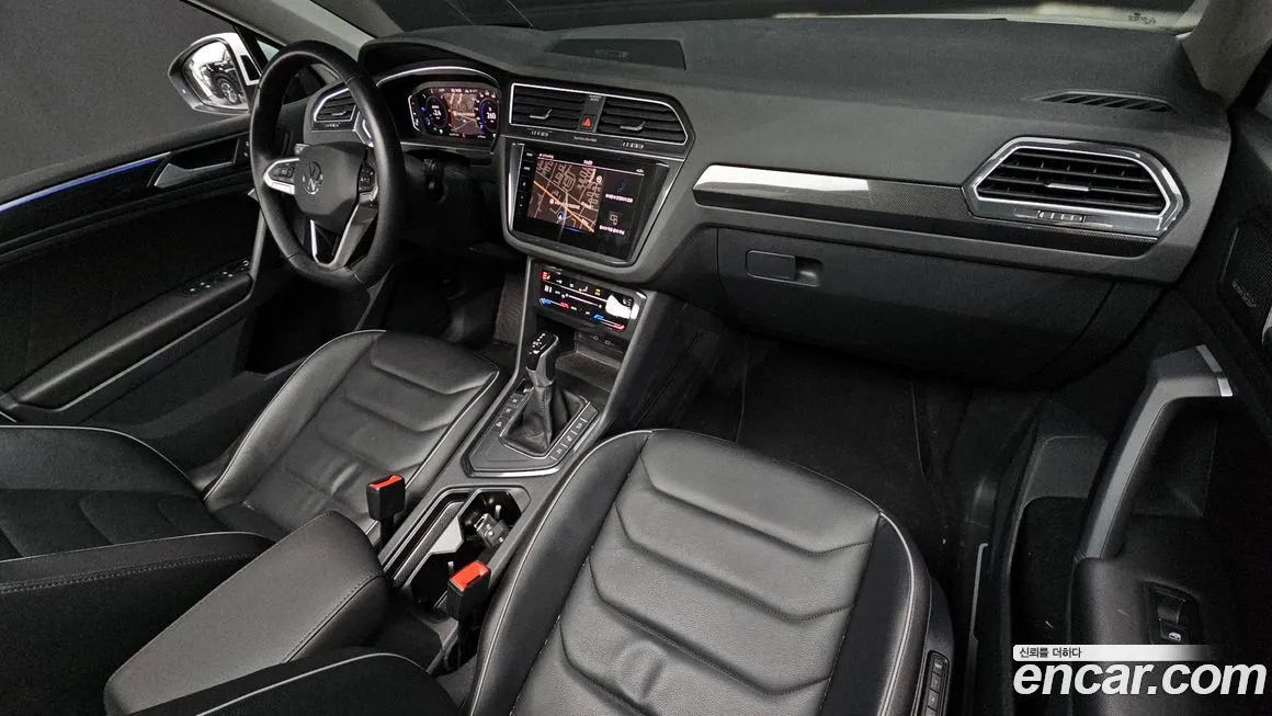 Volkswagen Tiguan — фото 7