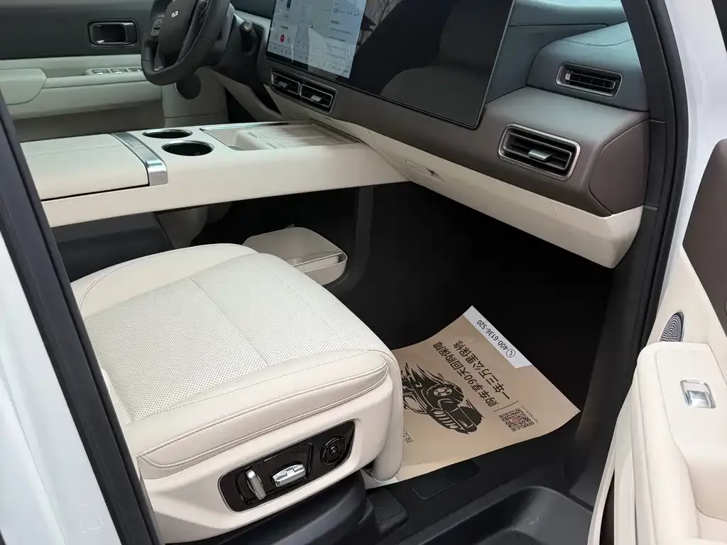 Li Auto MEGA 2025 из CN, фото 4