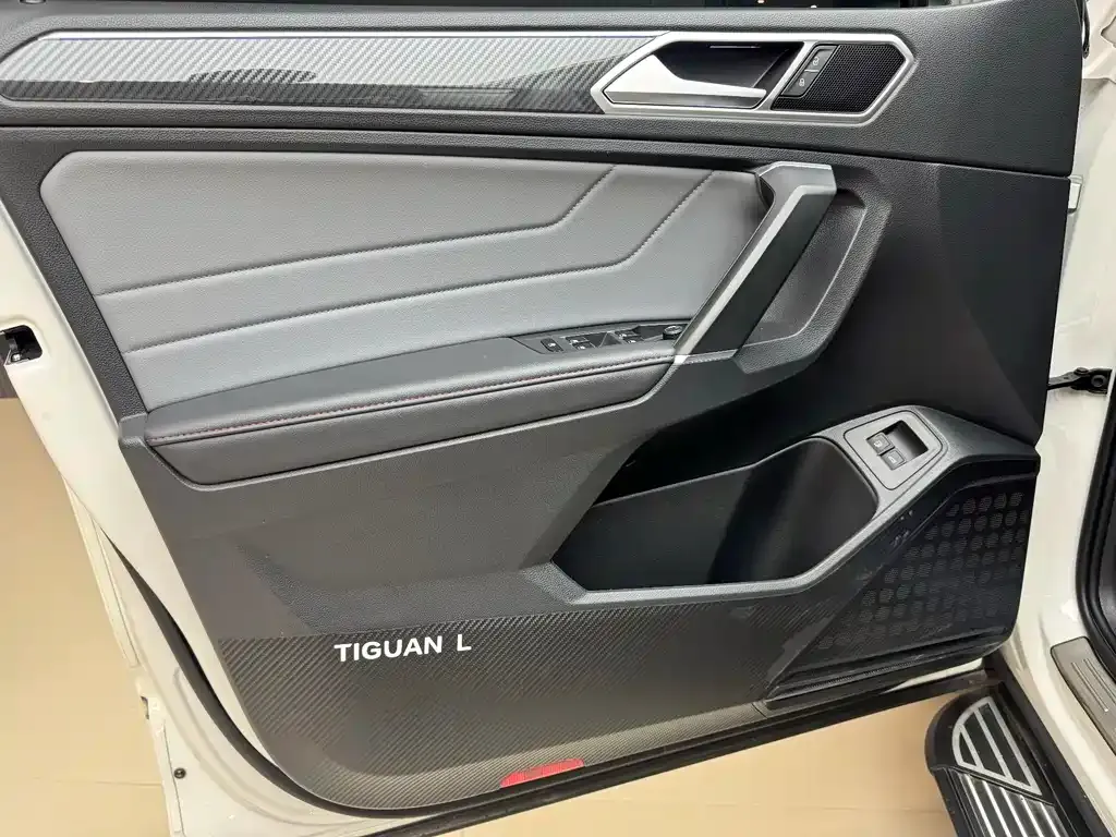 Volkswagen Tiguan L New Energy 2022 из CN, фото 8