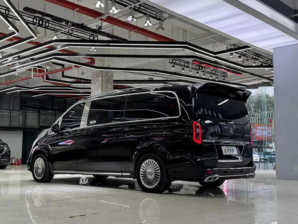 Mercedes-Benz Vito 2023 из CN, фото 10