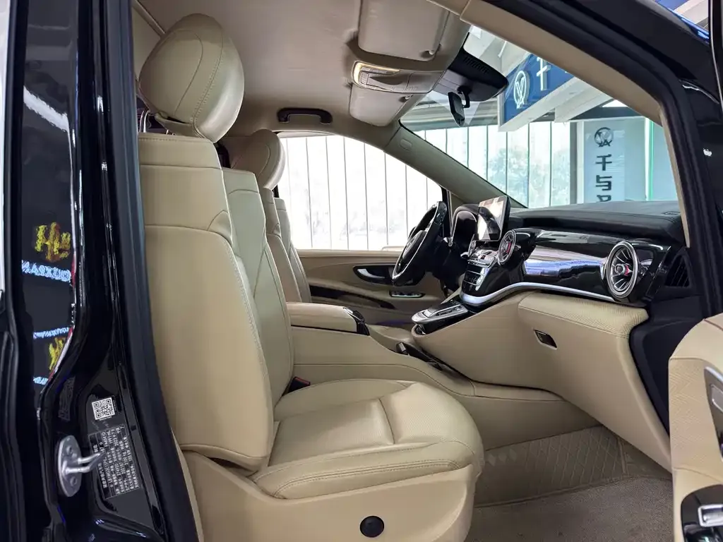 Mercedes-Benz Vito 2023 из CN, фото 3