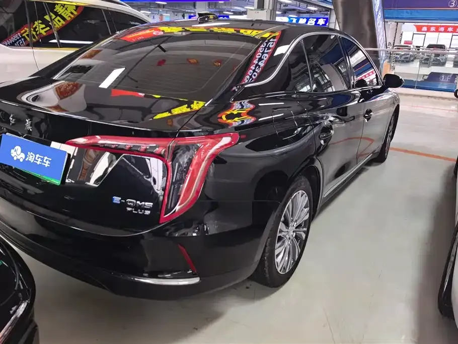 Hongqi E-QM5 — фото 4