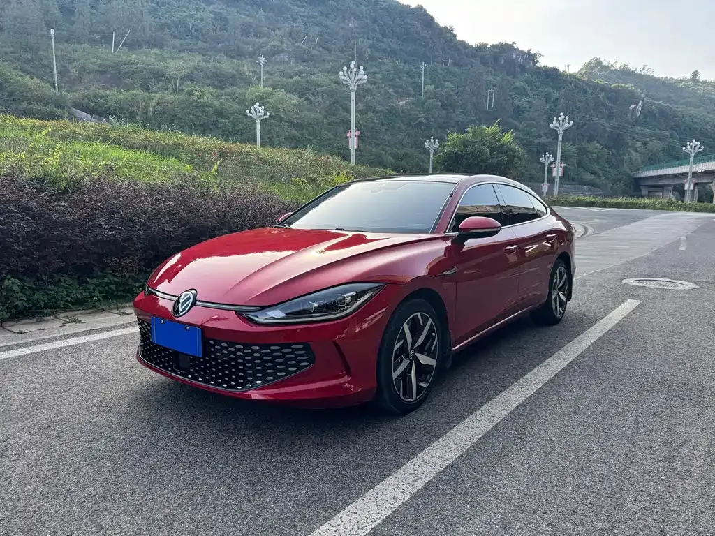 Volkswagen Lamando 2023 из CN, фото 1