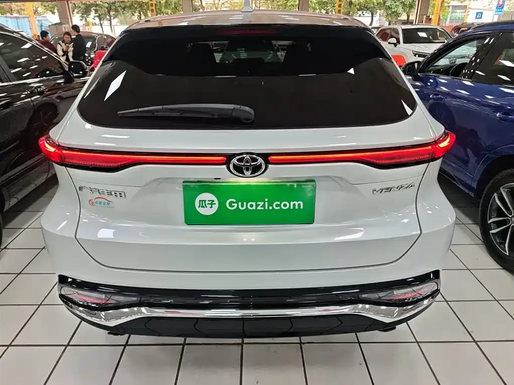 Toyota Venza 2022 из CN, фото 5