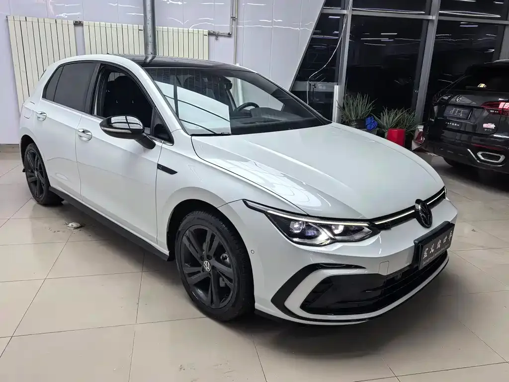 Volkswagen Golf 2022 из CN, фото 6