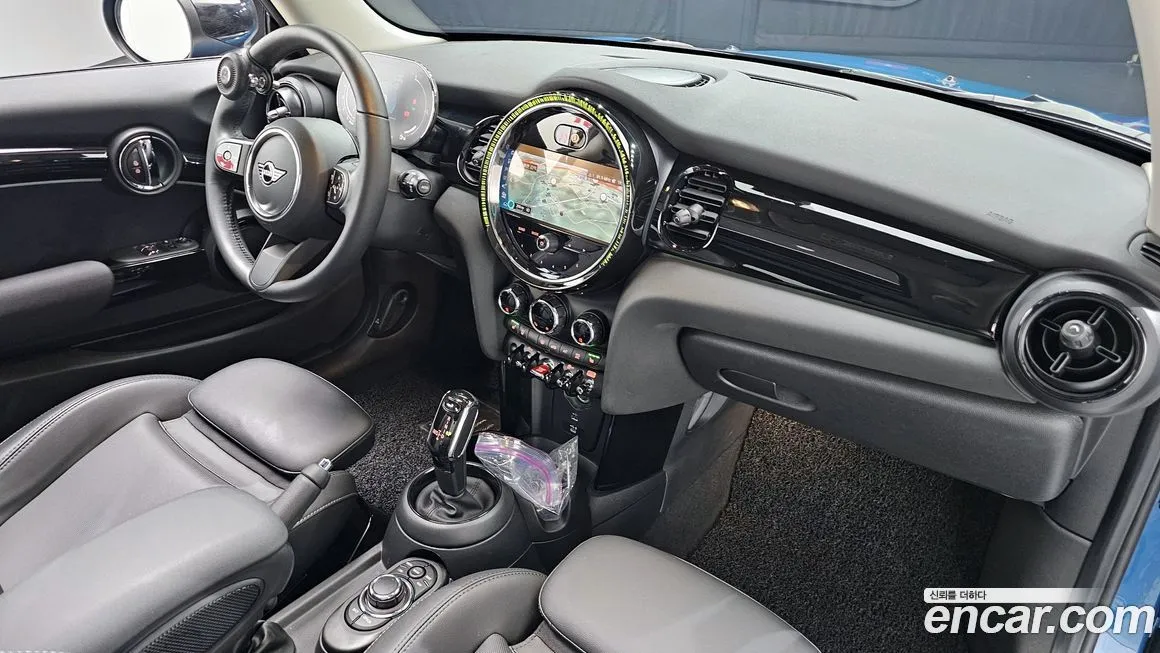 Mini Cooper 2022 из KR, фото 2
