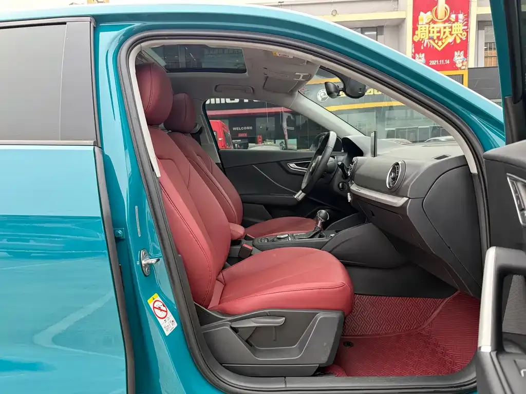 Audi Q2L 2021 из CN, фото 5