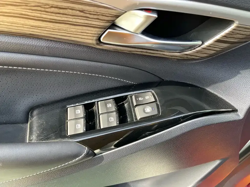 GAC Motor Trumpchi M8 — фото 10