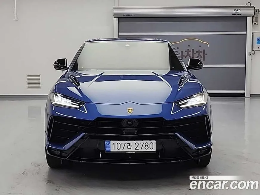 Lamborghini Urus 2024 из KR, фото 2