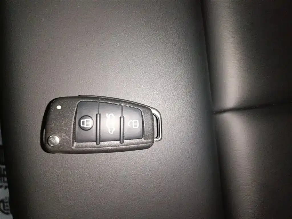 Audi Q3 — фото 2