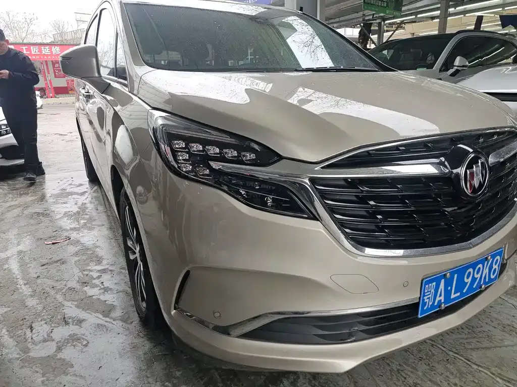 Buick GL8 2022 из CN, фото 1