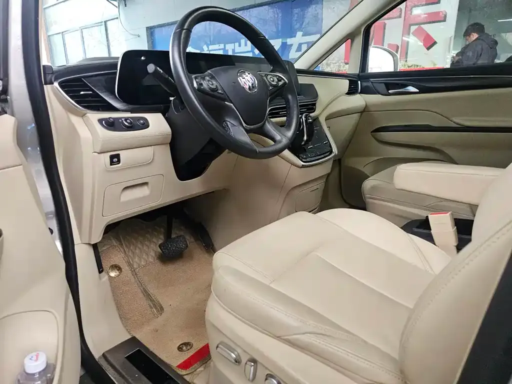Buick GL8 2022 из CN, фото 5