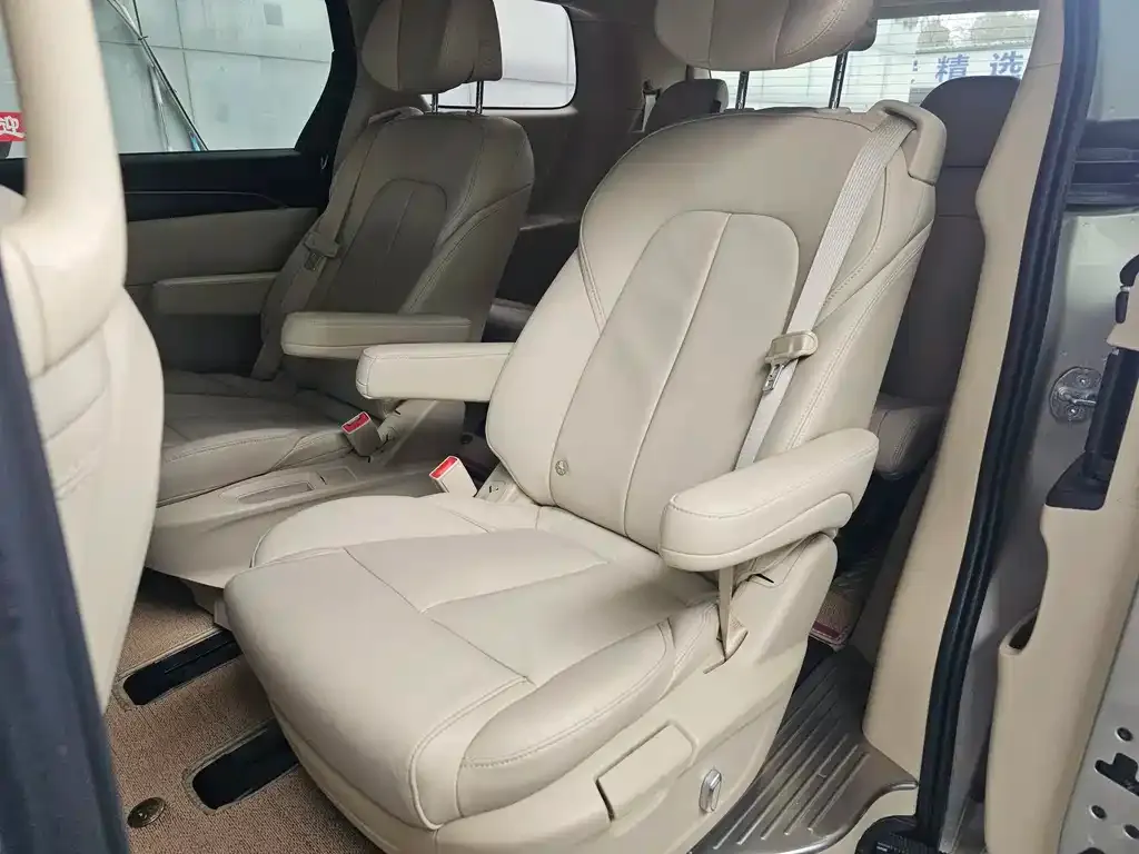 Buick GL8 2022 из CN, фото 4