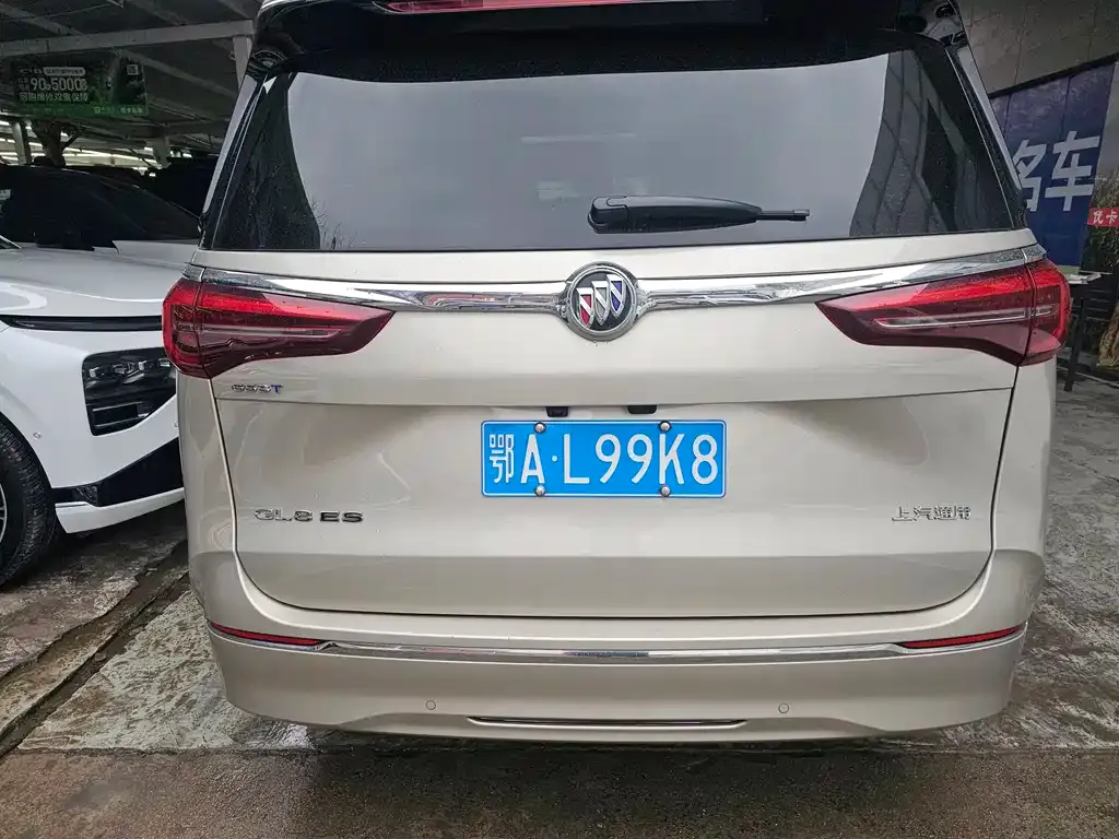 Buick GL8 2022 из CN, фото 7
