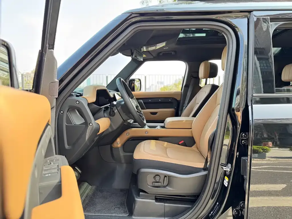 Land Rover Defender 2025 из CN, фото 7