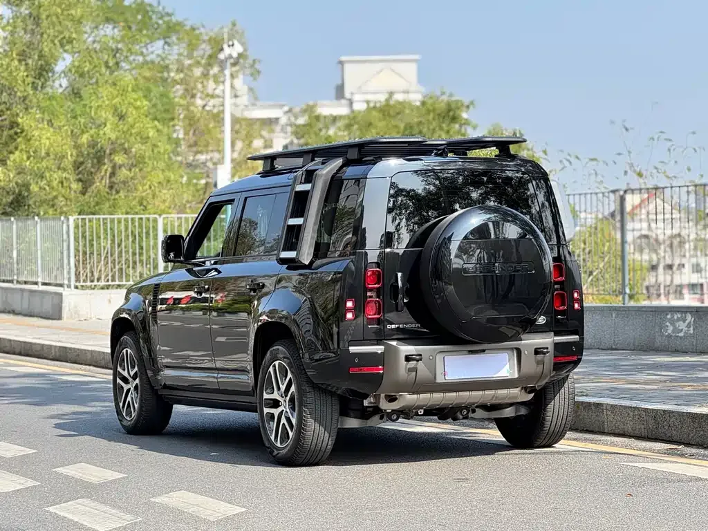 Land Rover Defender 2025 из CN, фото 3