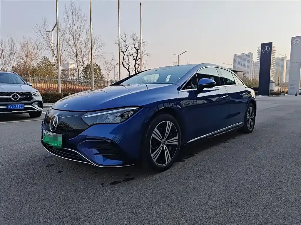 Mercedes-Benz EQE