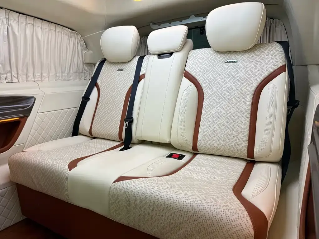 Mercedes-Benz Vito 2023 из CN, фото 9