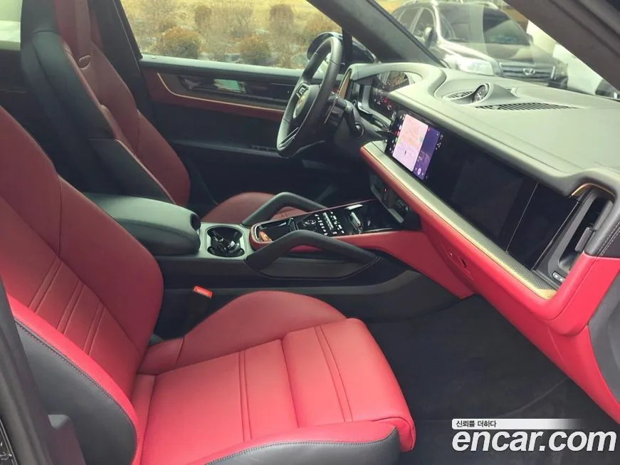 Porsche Cayenne 2025 из KR, фото 4
