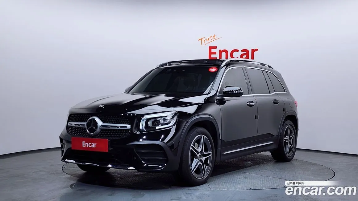 Mercedes-Benz GLB-Class — фото 1