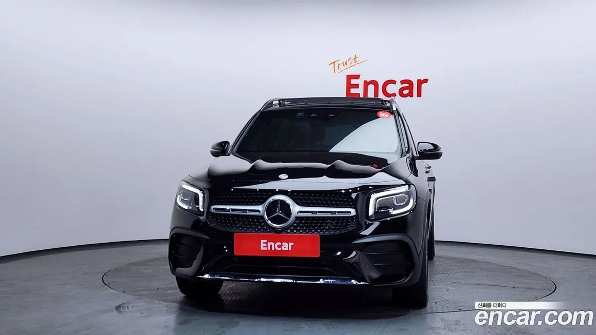 Mercedes-Benz GLB-Class — фото 2