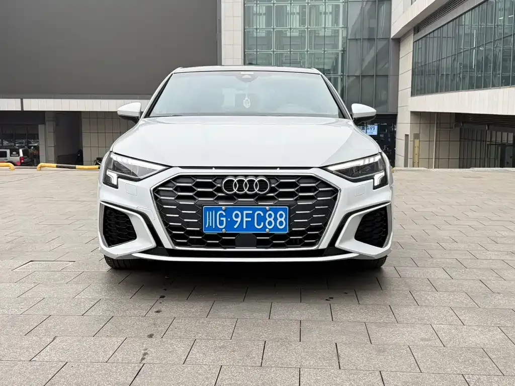 Audi A3 — фото 3