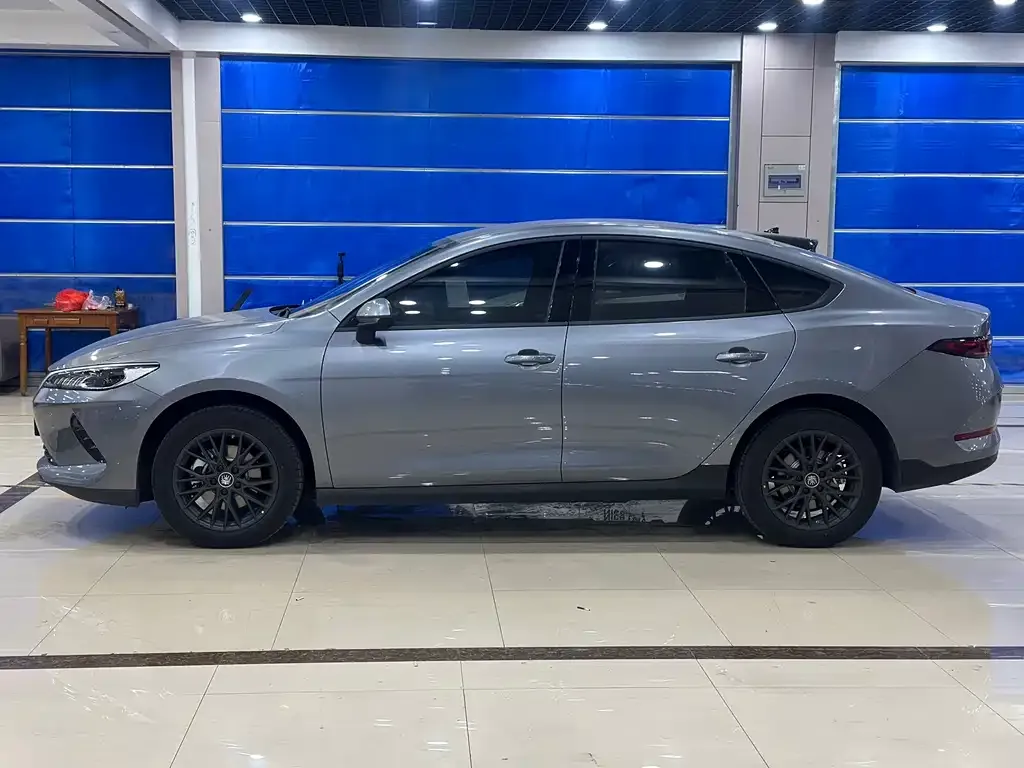 BYD Qin PLUS 2025 из CN, фото 3