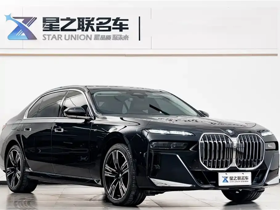 BMW 7 Series 2024 из CN, фото 2