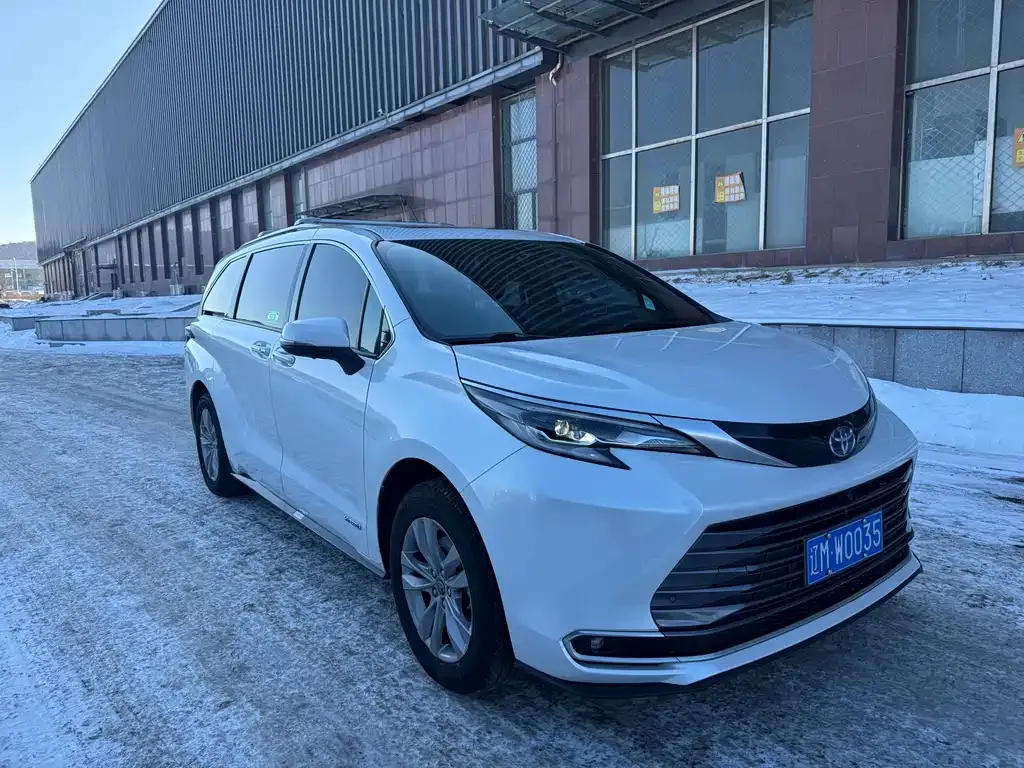 Toyota Sienna 2022 из CN, фото 7