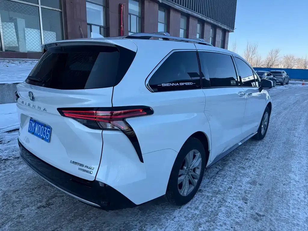 Toyota Sienna 2022 из CN, фото 8