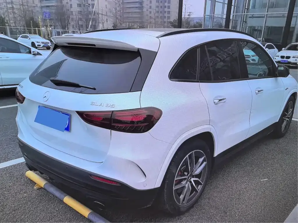 Mercedes-Benz GLA AMG — фото 5